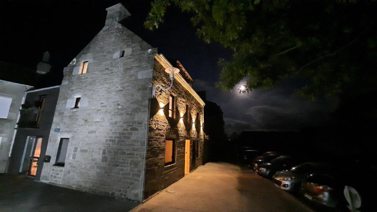 Hotel La Petite Valise Ploudalmézeau Exterior foto